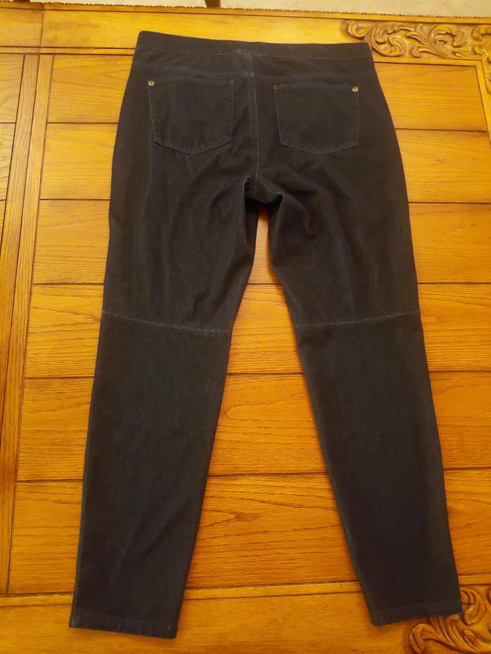 Black Women’s Stretch Jeans - Classic Slim Fit